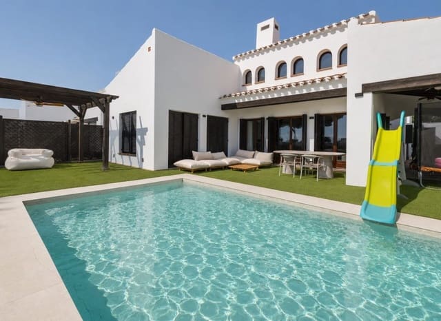 3 soverom Villa til salgs i El Valle Golf Resort, Murcia by med svømmebasseng - € 520 000 (Ref: 9985765)