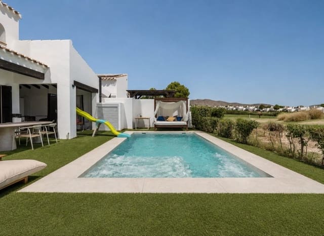 3 soverom Villa til salgs i El Valle Golf Resort, Murcia by med svømmebasseng - € 520 000 (Ref: 9985765)