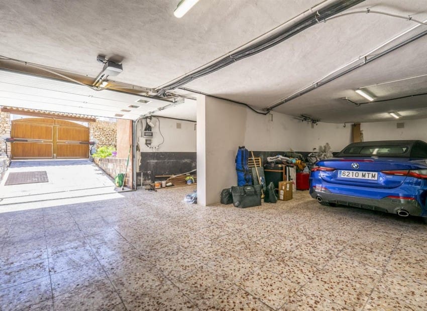 6 sypialnia Willa na sprzedaż w La Manga del Mar Menor z basenem garażem - 1 250 000 € (Ref: 9985766)
