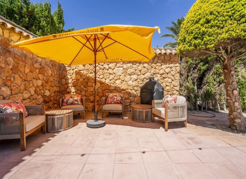6 sypialnia Willa na sprzedaż w La Manga del Mar Menor z basenem garażem - 1 250 000 € (Ref: 9985766)