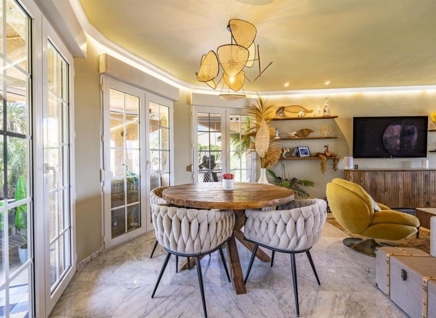 6 sypialnia Willa na sprzedaż w La Manga del Mar Menor z basenem garażem - 1 250 000 € (Ref: 9985766)
