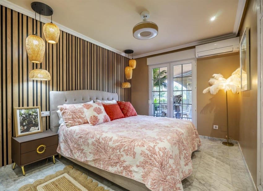 6 sypialnia Willa na sprzedaż w La Manga del Mar Menor z basenem garażem - 1 250 000 € (Ref: 9985766)