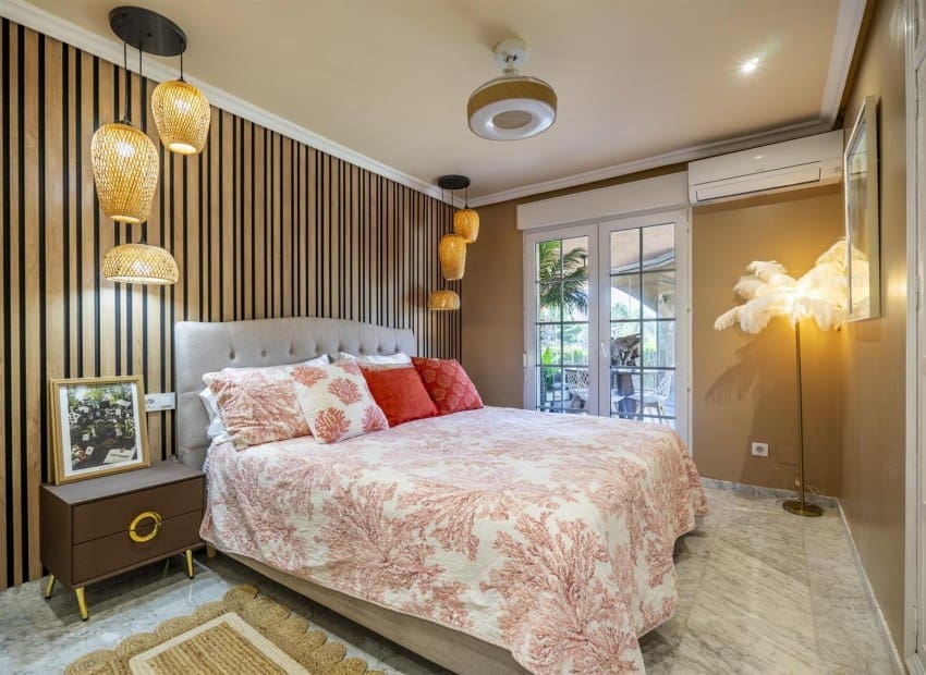 Chalet de 6 habitaciones en La Manga del Mar Menor en venta con piscina garaje - 990.000 € (Ref: 9985766)