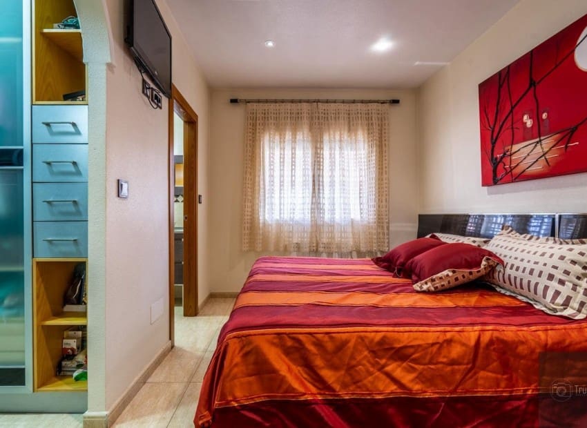 5 bedroom Villa for sale in Torre-Pacheco with pool garage - € 445,000 (Ref: 9985767)