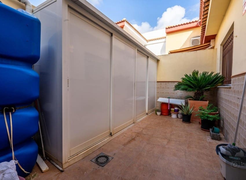 5 bedroom Villa for sale in Torre-Pacheco with pool garage - € 445,000 (Ref: 9985767)