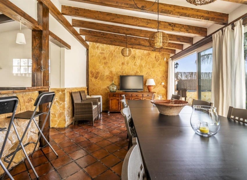 4 bedroom Villa for sale in Beniel with pool garage - € 595,000 (Ref: 9985768)
