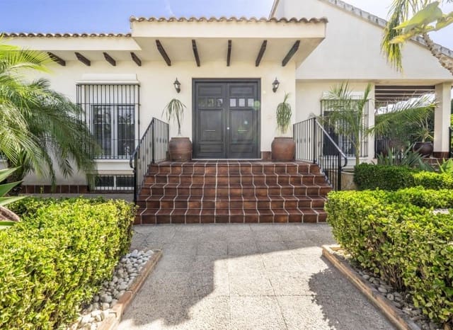 4 bedroom Villa for sale in Beniel with pool garage - € 595,000 (Ref: 9985768)
