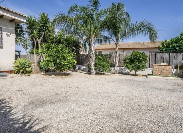 4 bedroom Villa for sale in Beniel with pool garage - € 595,000 (Ref: 9985768)