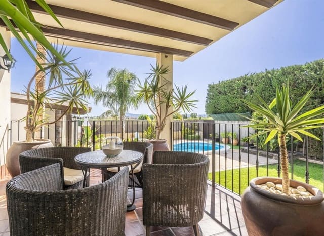 4 bedroom Villa for sale in Beniel with pool garage - € 595,000 (Ref: 9985768)
