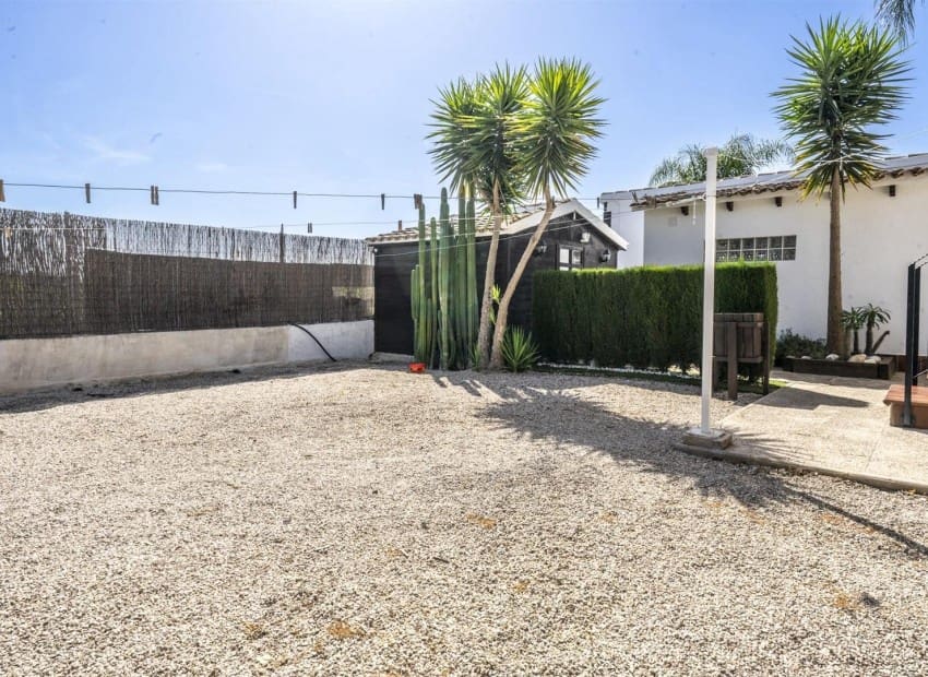 4 bedroom Villa for sale in Beniel with pool garage - € 595,000 (Ref: 9985768)