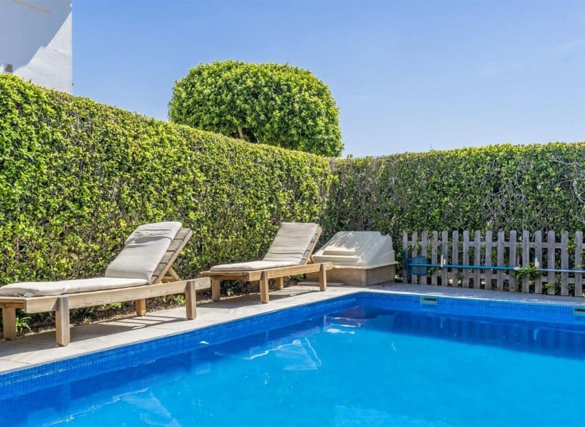 Chalet de 2 habitaciones en La Torre Golf Resort en venta con piscina garaje - 310.000 € (Ref: 9985770)