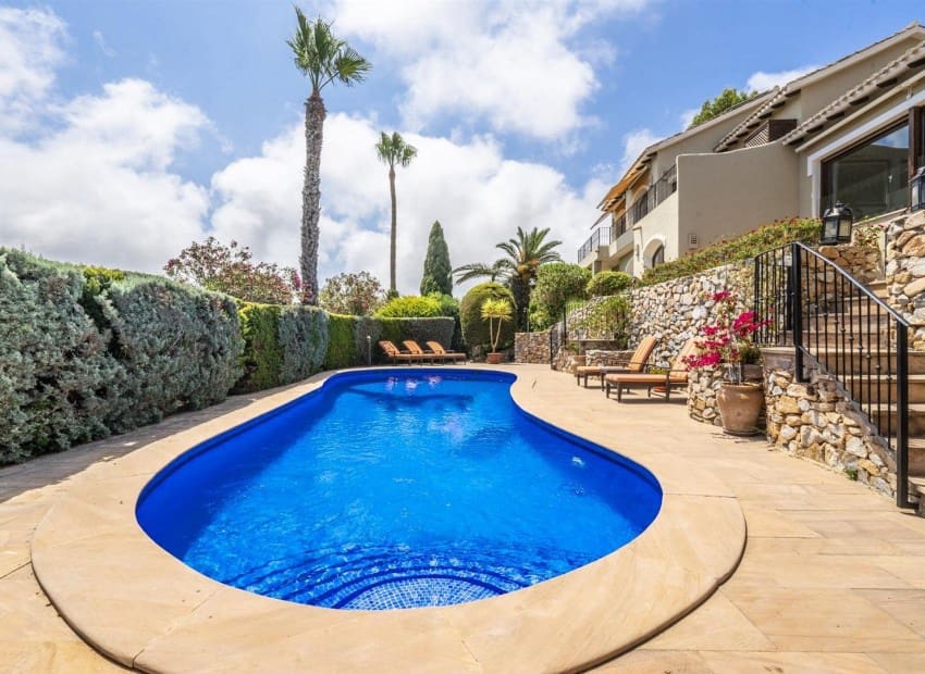 4 bedroom Villa for sale in La Manga Club with pool garage - € 3,219,748 (Ref: 9985771)