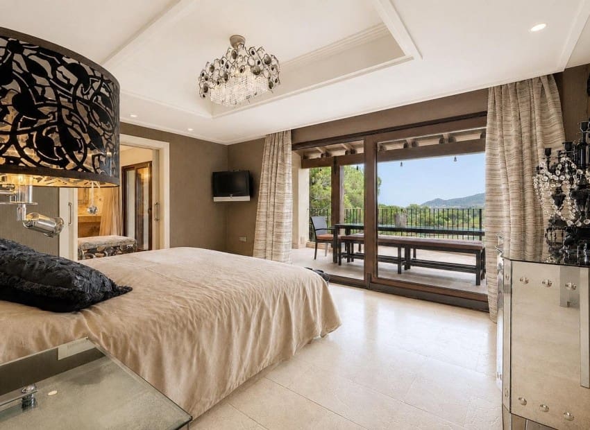 4 bedroom Villa for sale in La Manga Club with pool garage - € 3,219,748 (Ref: 9985771)
