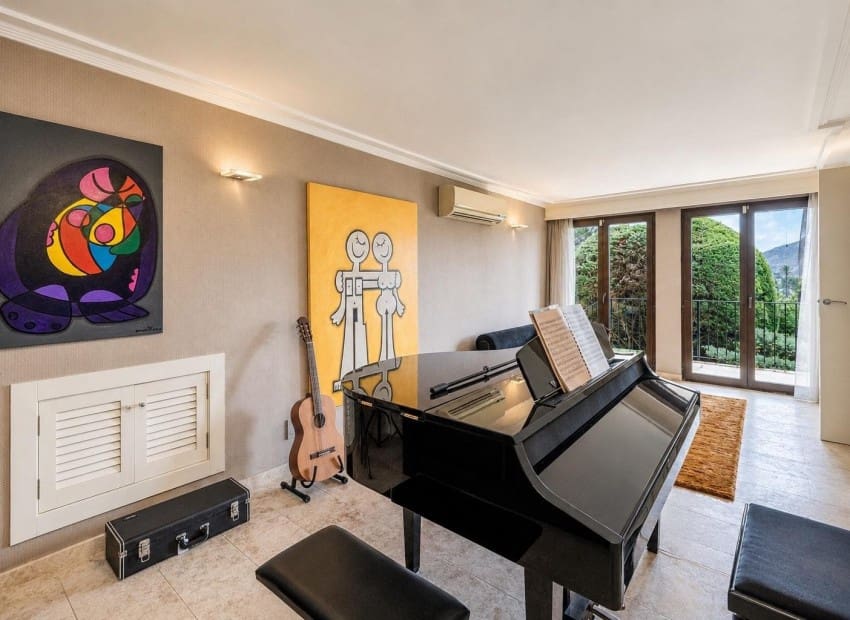 4 bedroom Villa for sale in La Manga Club with pool garage - € 3,219,748 (Ref: 9985771)