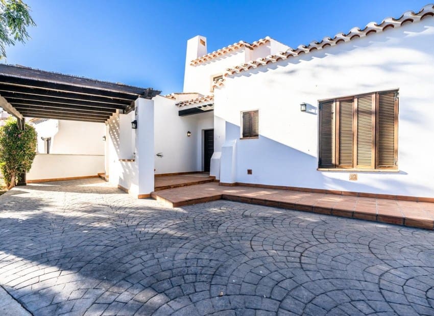 3 camera da letto Villa in vendita in El Valle Golf Resort con piscina - 480.000 € (Rif: 9986113)