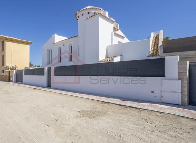 3 soverom Villa til salgs i La Manga del Mar Menor med garasje - € 1 650 000 (Ref: 9986117)