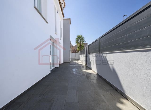 3 soverom Villa til salgs i La Manga del Mar Menor med garasje - € 1 650 000 (Ref: 9986117)