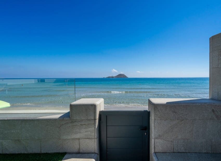 3 soverom Villa til salgs i La Manga del Mar Menor med garasje - € 1 650 000 (Ref: 9986117)