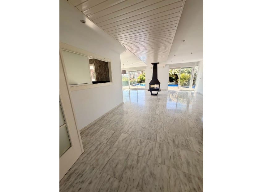 5 sovrum Villa till salu i La Manga del Mar Menor med pool - 685 000 € (Ref: 9986121)