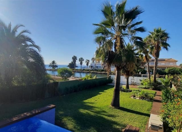 5 soverom Villa til salgs i La Manga del Mar Menor med svømmebasseng - € 685 000 (Ref: 9986121)