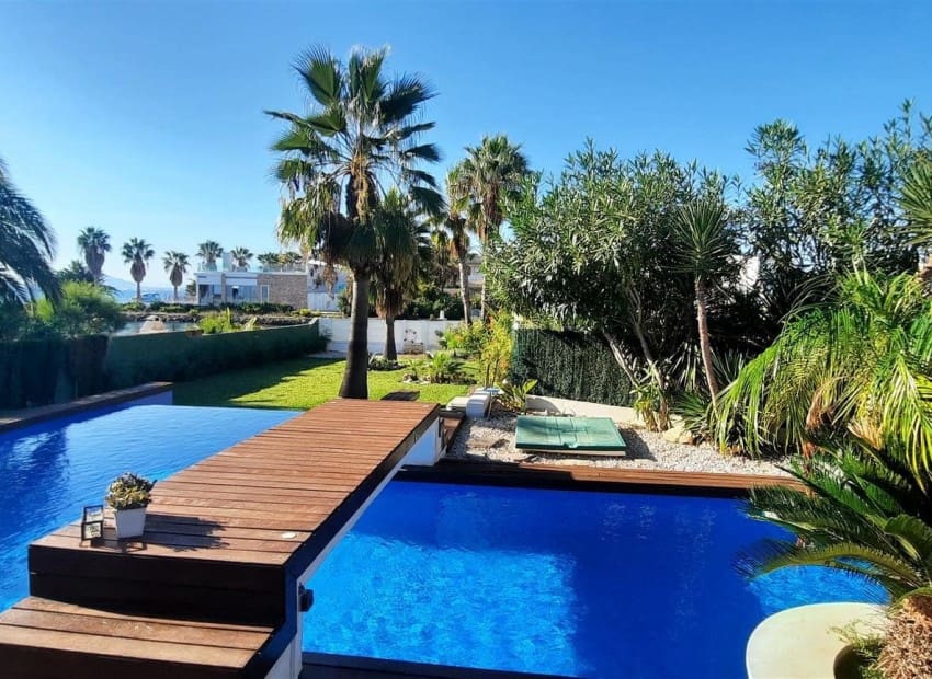 5 sovrum Villa till salu i La Manga del Mar Menor med pool - 685 000 € (Ref: 9986121)