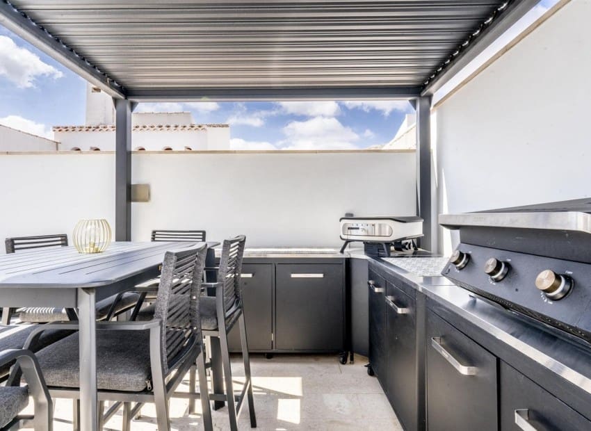 3 camera da letto Villa in vendita in El Valle Golf Resort con piscina garage - 600.000 € (Rif: 9987305)