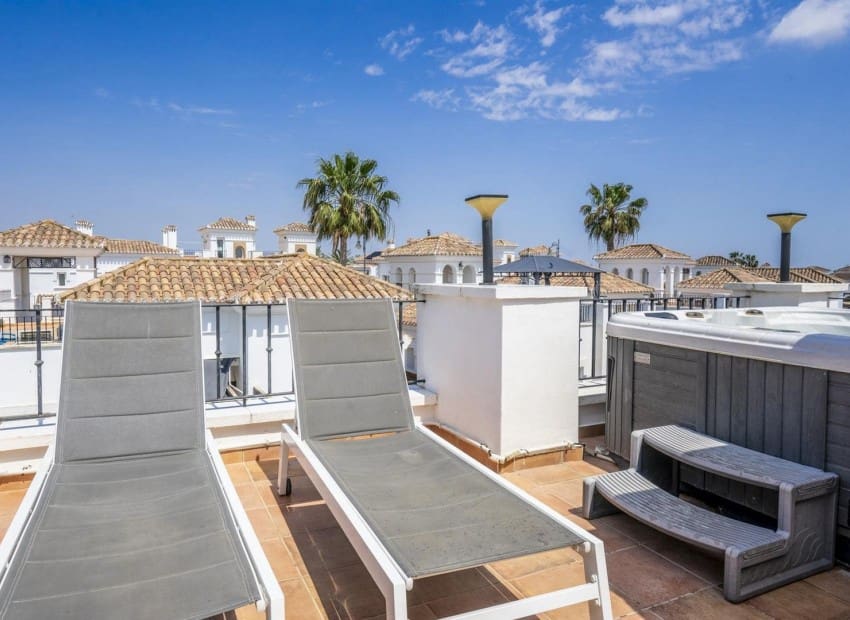 2 sovrum Villa till salu i La Torre Golf Resort - 250 000 € (Ref: 9989430)