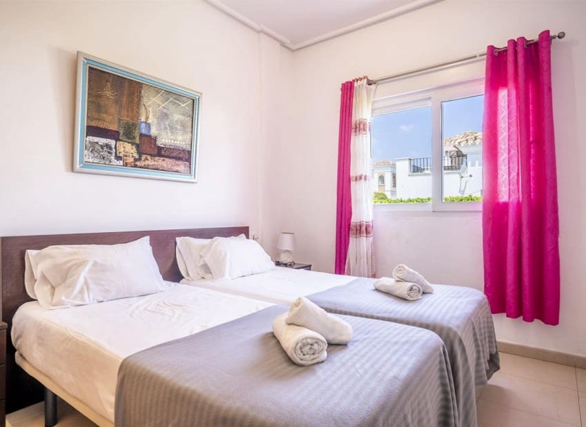 2 sovrum Villa till salu i La Torre Golf Resort - 250 000 € (Ref: 9989430)