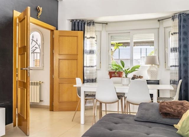 2 bedroom Villa for sale in La Torre Golf Resort, Torre-Pacheco - € 250,000 (Ref: 9989430)