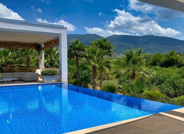 5 quarto Moradia para venda em Múrcia cidade com piscina - 1 500 000 € (Ref: 9989431)