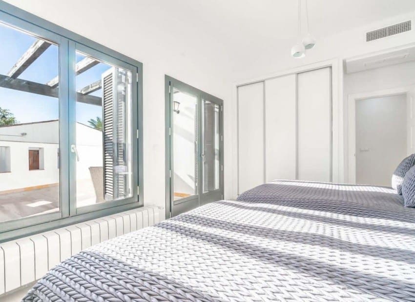 Chalet de 5 habitaciones en El Valle Golf Resort en venta con piscina garaje - 699.000 € (Ref: 9989432)