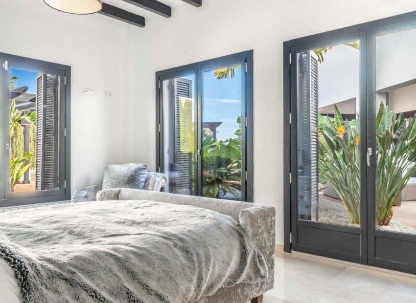 Chalet de 5 habitaciones en El Valle Golf Resort en venta con piscina garaje - 699.000 € (Ref: 9989432)