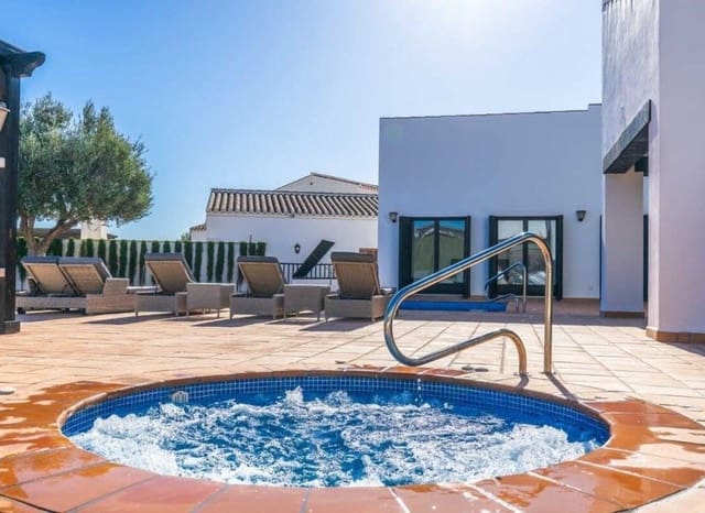 Chalet de 5 habitaciones en El Valle Golf Resort, Murcia ciudad en venta con piscina garaje - 699.000 € (Ref: 9989432)