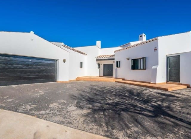 Chalet de 5 habitaciones en El Valle Golf Resort, Murcia ciudad en venta con piscina garaje - 699.000 € (Ref: 9989432)