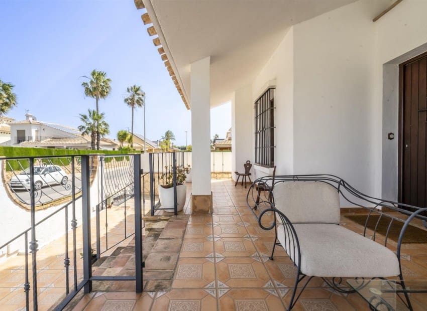 4 quarto Moradia para venda em San Javier com piscina garagem - 580 000 € (Ref: 9989826)