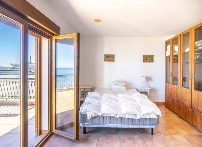 6 soverom Villa til salgs i Cabo de Palos med garasje - € 2 500 000 (Ref: 9989828)