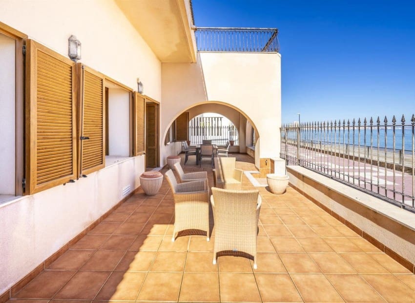 6 soverom Villa til salgs i Cabo de Palos med garasje - € 2 500 000 (Ref: 9989828)