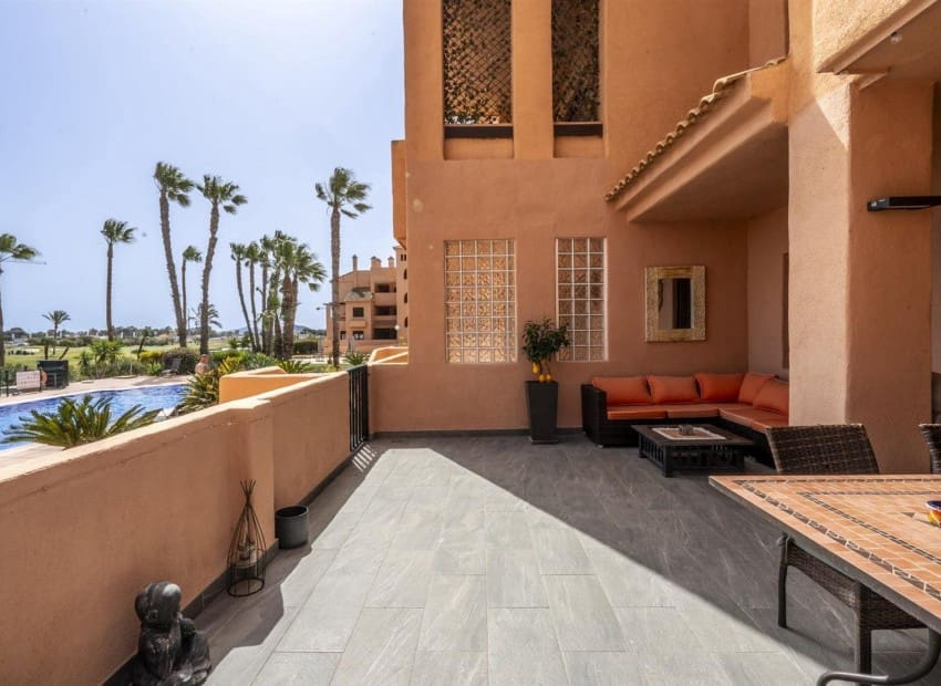 3 soverom Leilighet til salgs i Los Alcazares med svømmebasseng - € 249 995 (Ref: 9990921)