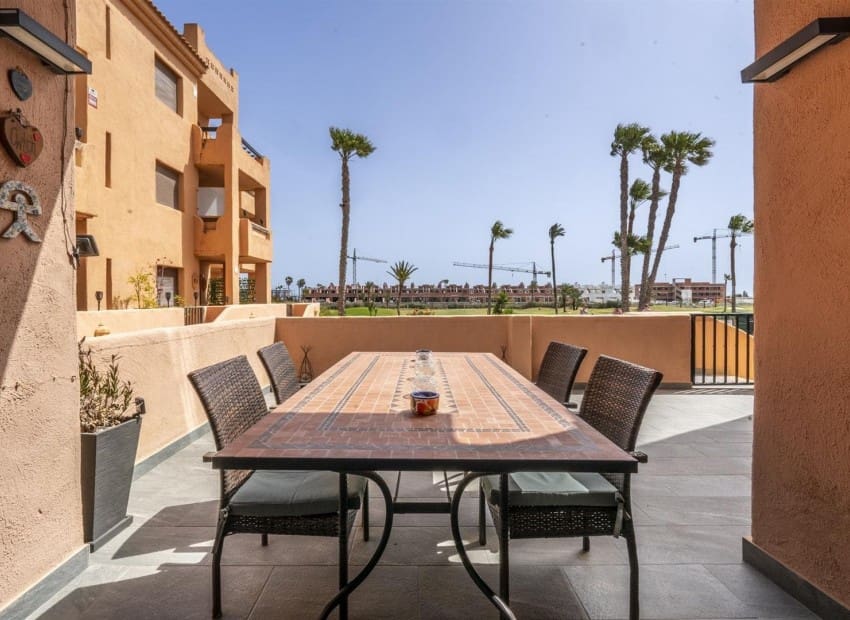 3 soverom Leilighet til salgs i Los Alcazares med svømmebasseng - € 249 995 (Ref: 9990921)