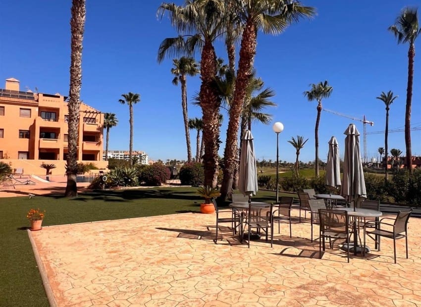 3 soverom Leilighet til salgs i Los Alcazares med svømmebasseng - € 249 995 (Ref: 9990921)