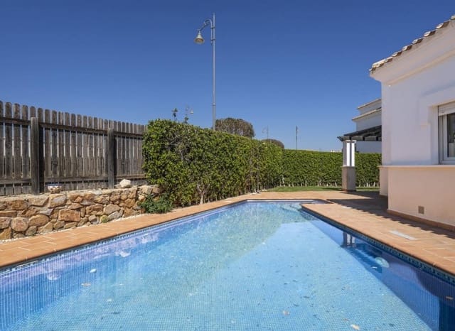 Chalet de 3 habitaciones en La Torre Golf Resort, Torre-Pacheco en venta con piscina garaje - 350.000 € (Ref: 9991797)