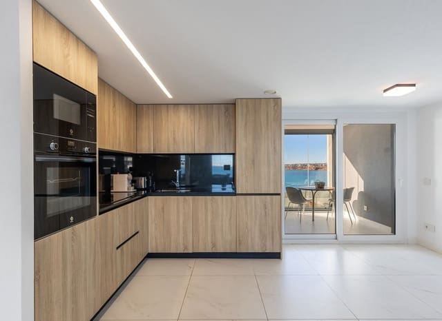 2 soveværelse Lejlighed til salg i Punta Prima, Torrevieja med swimmingpool garage - € 765.000 (Ref: 9991956)
