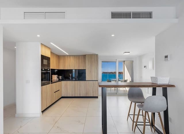 2 soveværelse Lejlighed til salg i Punta Prima, Torrevieja med swimmingpool garage - € 765.000 (Ref: 9991956)