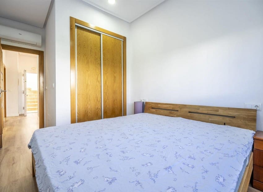 Chalet de 2 habitaciones en La Torre Golf Resort en venta con garaje - 280.000 € (Ref: 9993559)