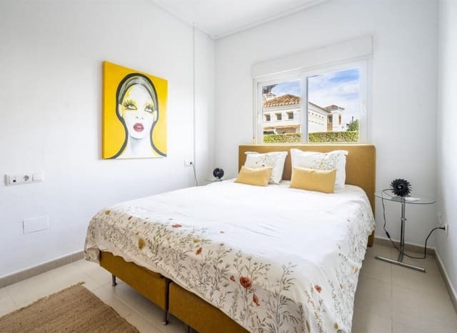 Chalet de 2 habitaciones en La Torre Golf Resort, Torre-Pacheco en venta - 245.000 € (Ref: 9993560)