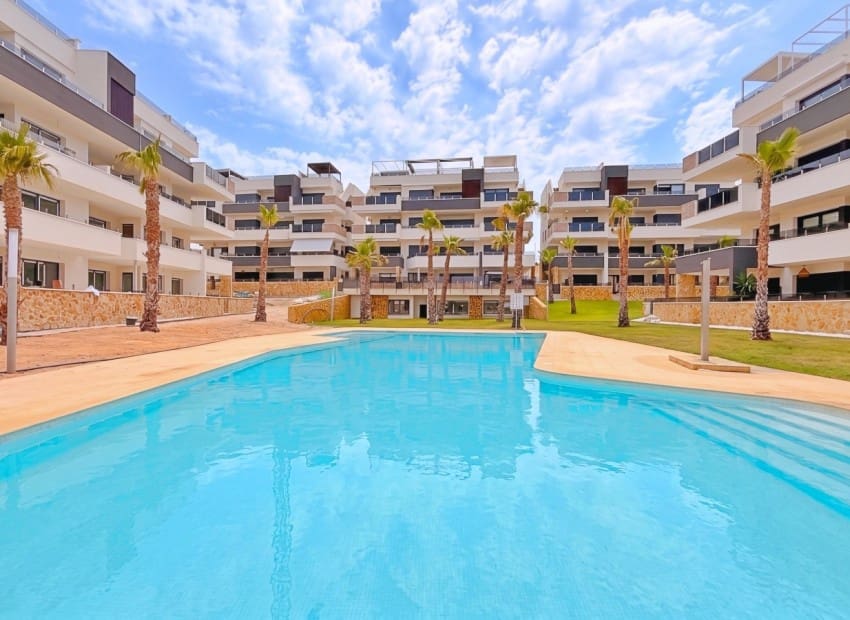 2 Zimmer Apartment zu verkaufen in Orihuela Costa mit Pool Garage - 295.000 € (Ref: 9993561)