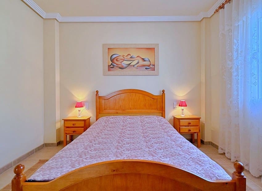 Chalet de 4 habitaciones en Orihuela Costa en venta con piscina garaje - 379.000 € (Ref: 9993562)