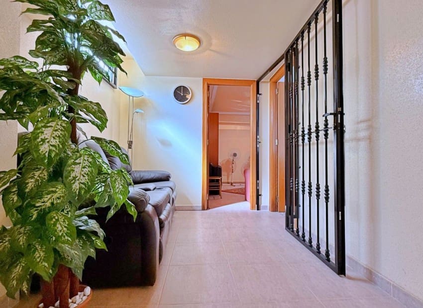 Chalet de 4 habitaciones en Orihuela Costa en venta con piscina garaje - 379.000 € (Ref: 9993562)