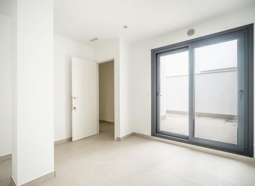 5 soveværelse Villa til salg i Torre-Pacheco med swimmingpool - € 675.000 (Ref: 9993563)
