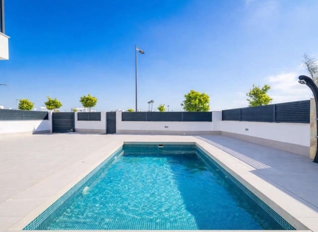 5 soveværelse Villa til salg i Torre-Pacheco med swimmingpool - € 675.000 (Ref: 9993563)